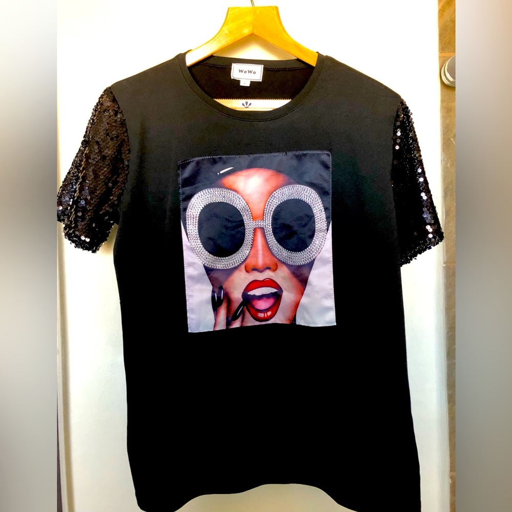 WoWo , size large,It is in great condition, there are no rips , tears or stains.